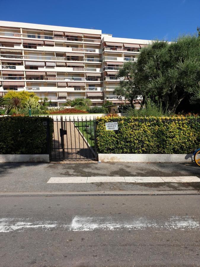 Appart L'Estivaliere Golfe-Juan Exterior photo